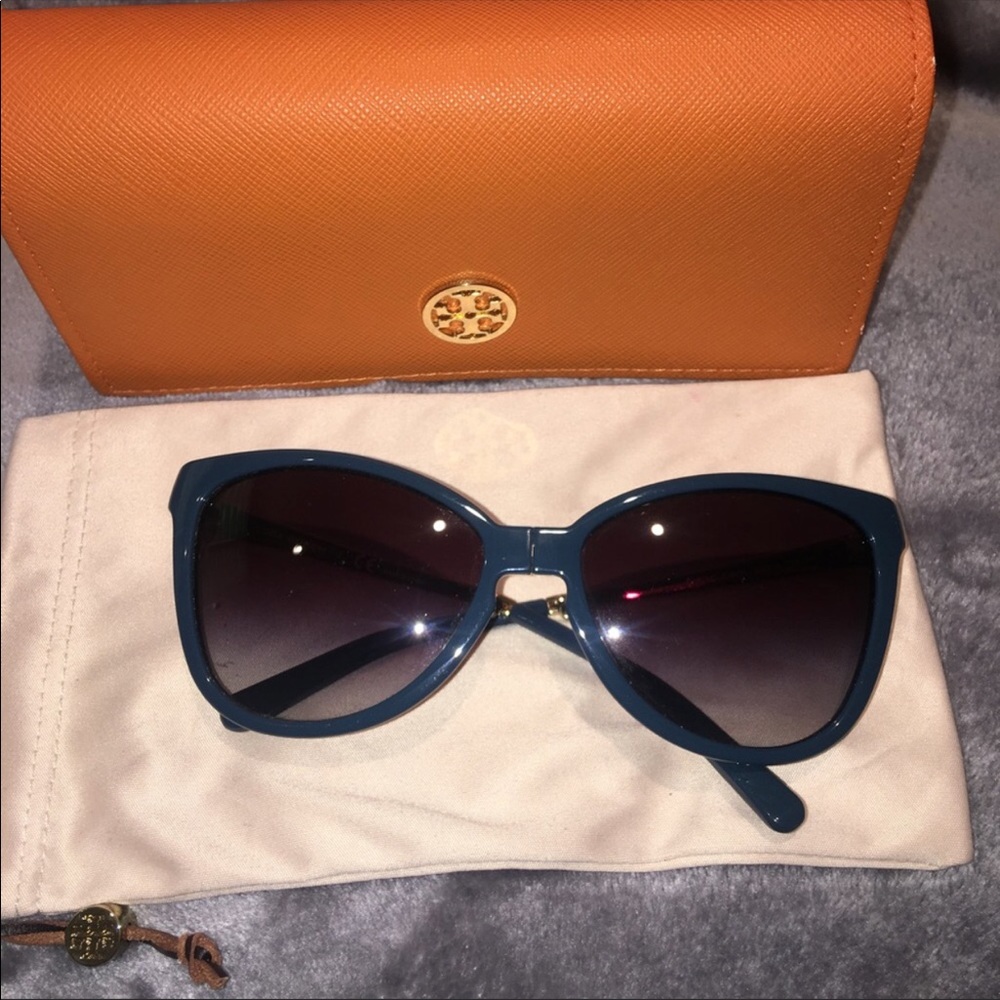 Tory Burch foldable sunglasses